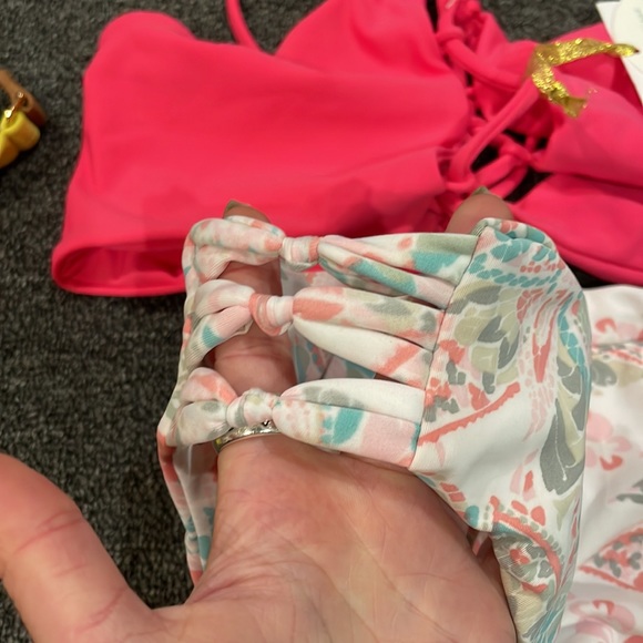Tiare hawaii tags on bikini set multi bottoms plain top size medium - Picture 2 of 3